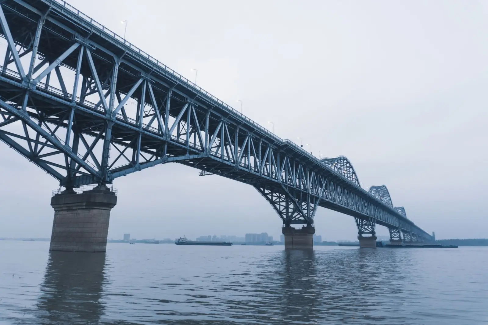苏州智能科技企业如何通过物联网设备构建智慧家庭系统解决方案