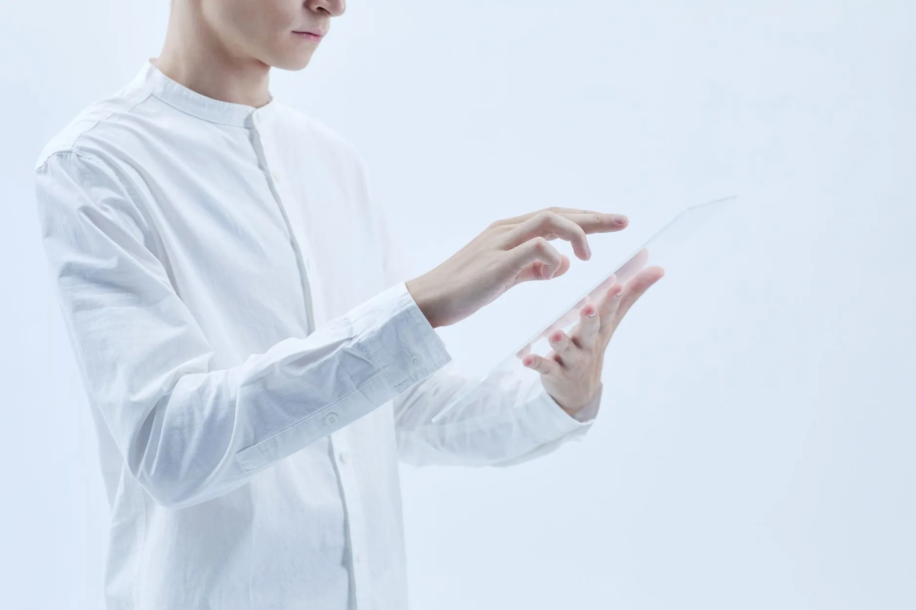苏州智能科技企业如何通过物联网设备实现智慧家庭系统集成
