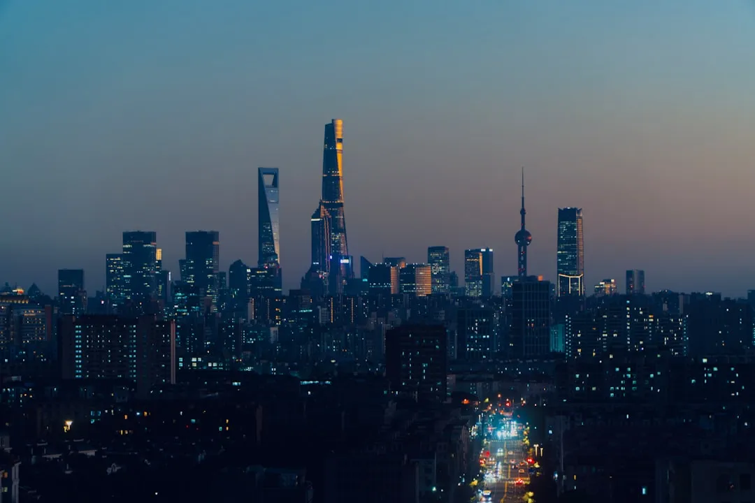 苏州明月玲智能家居系统集成方案的技术架构与部署要点